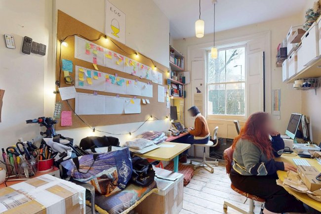 98 Caledonian Road, King Cross, London N1 9DN 8