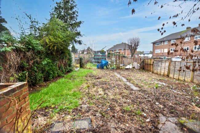 46 Maylands Drive, Sidcup, Kent, DA14 4RZ 6