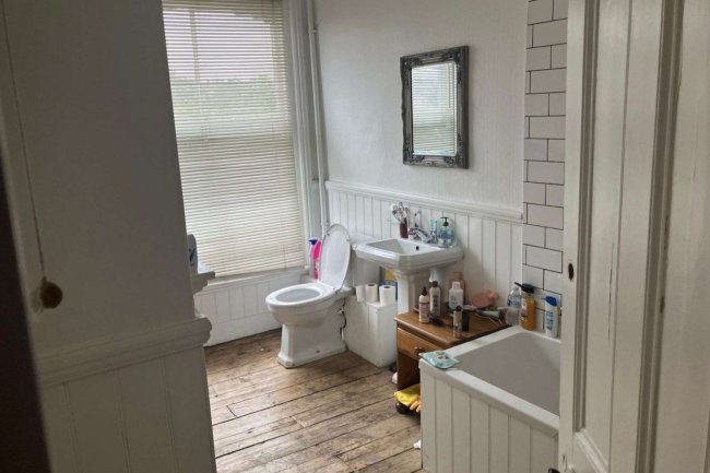 The Fountain, 93 Queens Road, Hastings TN34 1RL 6