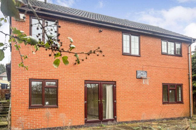 59 Boughton Road, Rugby, CV21 1BH 5