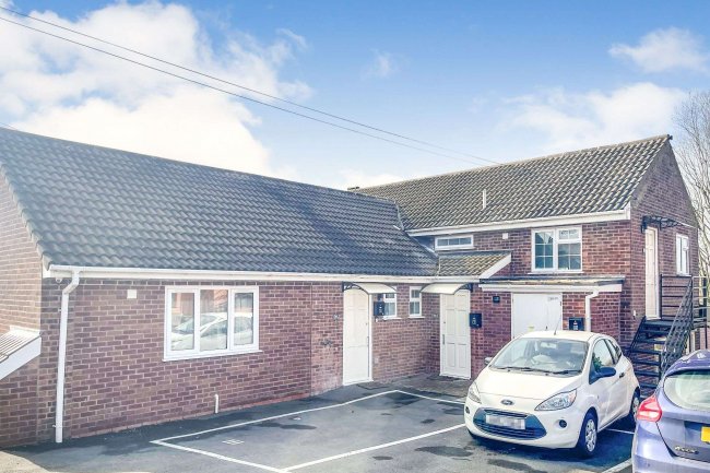 57 Boughton Road, Rugby, CV21 1BH 4