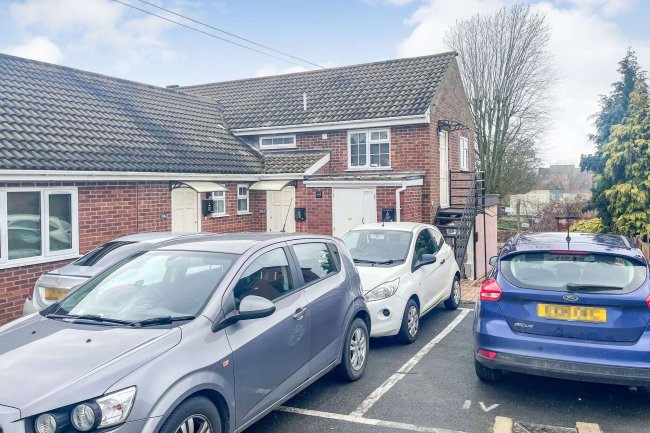 57 Boughton Road, Rugby, CV21 1BH 4