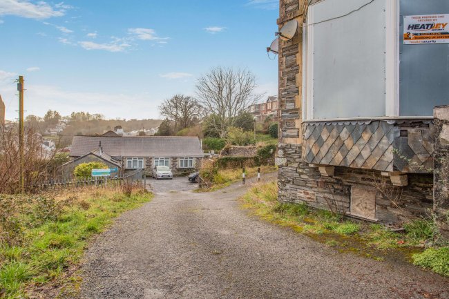 Properties at Spring Hill, Tavistock PL19 8LB 9