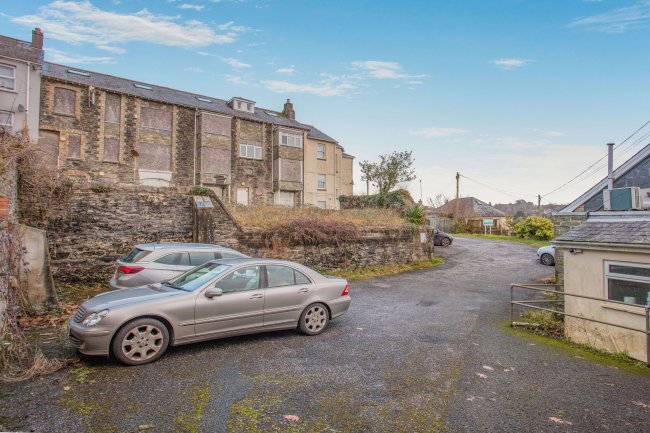 Properties at Spring Hill, Tavistock PL19 8LB 9