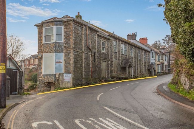 Properties at Spring Hill, Tavistock PL19 8LB 9