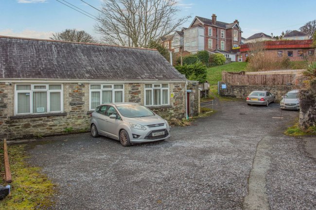Properties at Spring Hill, Tavistock PL19 8LB 9