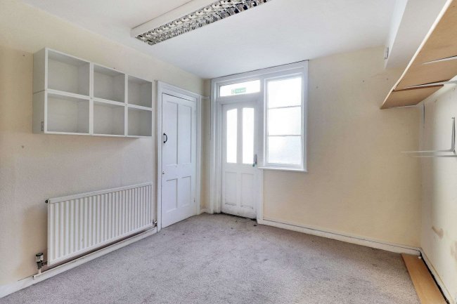 160 St James Road, Tunbridge Wells, TN1 2HE 9