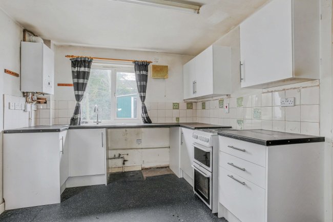 4 Kempton Rise, Blackburn, Lancashire, BB1 1RT 1