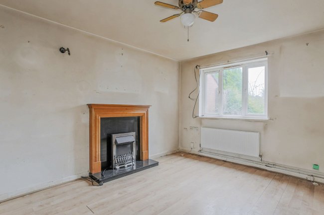 4 Kempton Rise, Blackburn, Lancashire, BB1 1RT 1