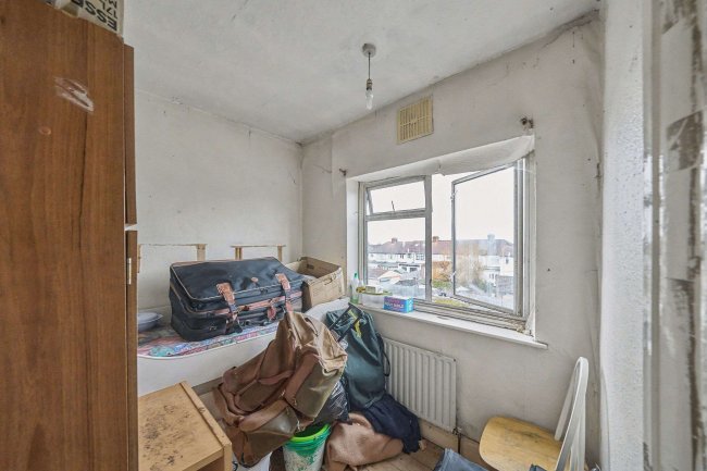 277A  Allenby Road, Southall UB1 2HD 10