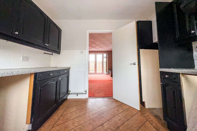 2 Avery Close, Allhallows, Rochester, ME3 9QG 10