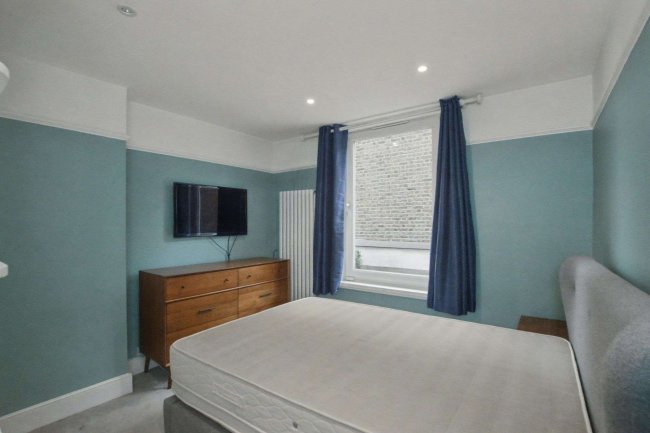 Flat A, 46 Battersea Park Road, Wandsworth, London, SW11 4JP 2