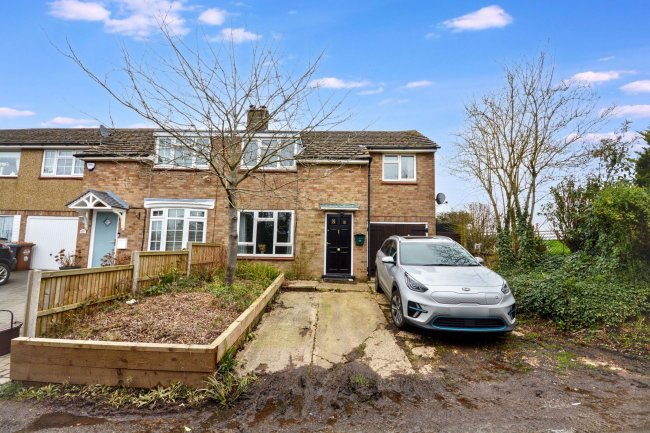 8a Long Lane, Aston End, Nr Stevenage, Hertfordshire SG2 7HG 3