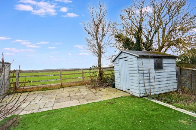 8a Long Lane, Aston End, Nr Stevenage, Hertfordshire SG2 7HG 3