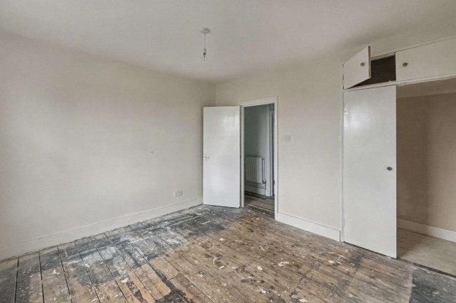 72C Brook Green, London, W6 7BE 3