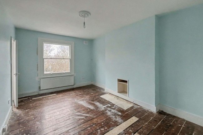 72C Brook Green, London, W6 7BE 3