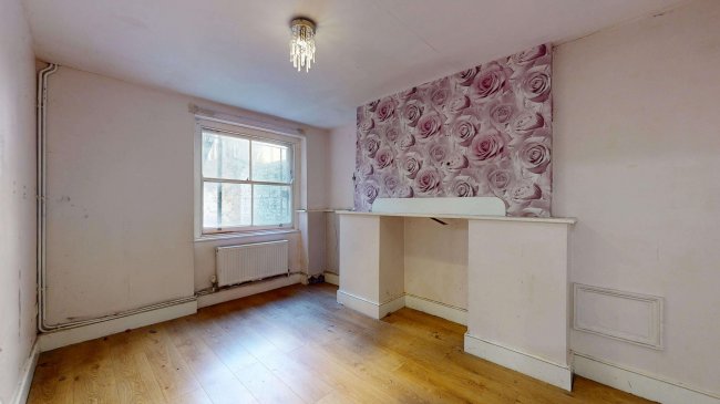 Flat A, 79 Tollington Park, Finsbury Park, London, N4 3QJ 1