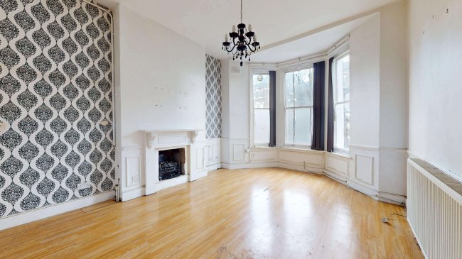 Flat A, 79 Tollington Park, Finsbury Park, London, N4 3QJ 1