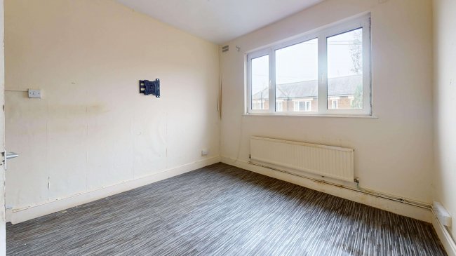 10 Nursery Court, Tottenham, London, N17 8AR 2