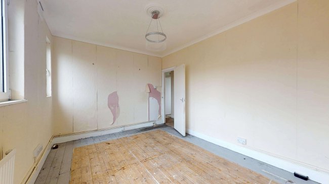 10 Nursery Court, Tottenham, London, N17 8AR 2