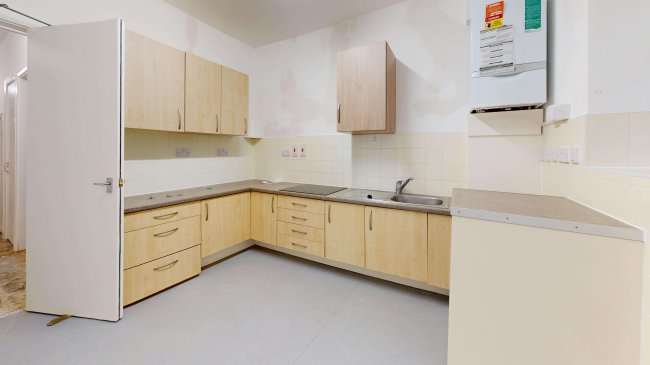 Flat 29A, Holland Park Gardens, Holland Park, London, W14 8EA 1