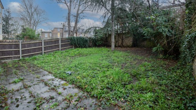 Flat E, 13 Villa Road, Brixton, London, SW9 7ND 9