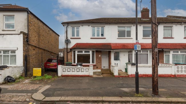 92 Church Road, Tottenham, London, N17 8AJ 6