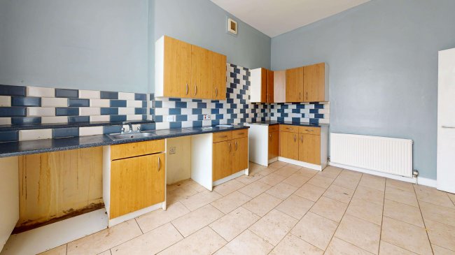 100A Farleigh Road, Stoke Newington, London, N16 7TQ 7