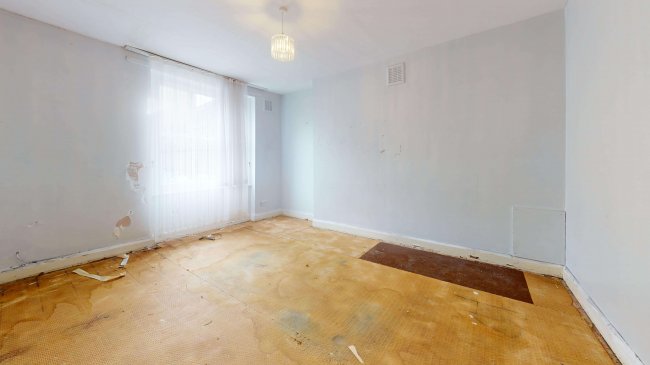 100A Farleigh Road, Stoke Newington, London, N16 7TQ 7