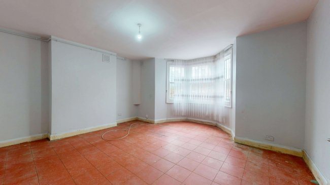 100A Farleigh Road, Stoke Newington, London, N16 7TQ 7