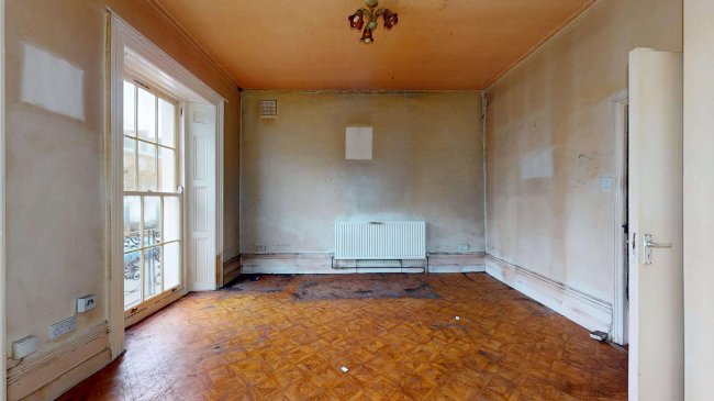 Flat B, 220 Liverpool Road, Islington, London, N1 1LE 4