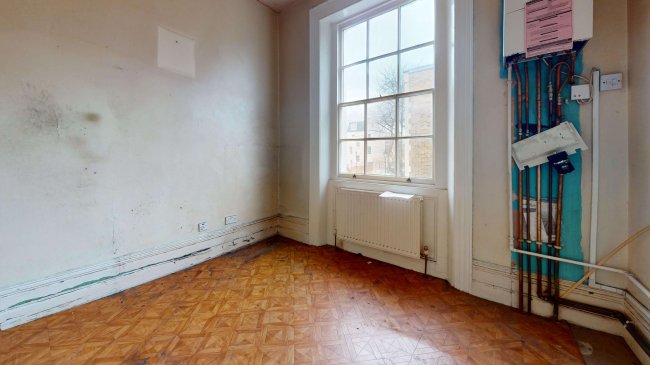 Flat B, 220 Liverpool Road, Islington, London, N1 1LE 4
