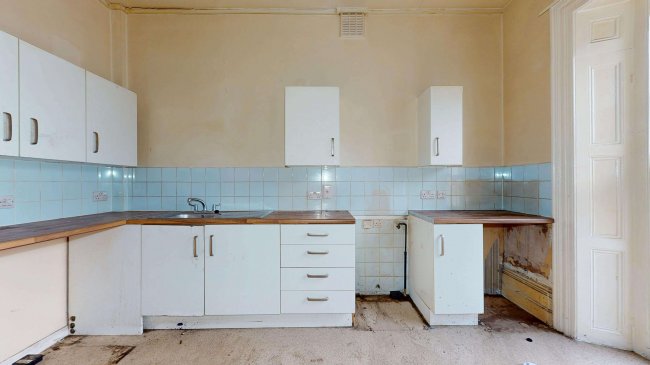 Flat B, 220 Liverpool Road, Islington, London, N1 1LE 4