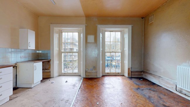 Flat B, 220 Liverpool Road, Islington, London, N1 1LE 4