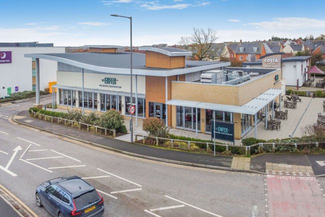136 Needlepin Way, Buckingham, Buckinghamshire, MK18 1SH 3