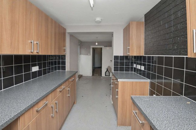 6 Barnwell Road, Brixton, London, SW2 1PW 5