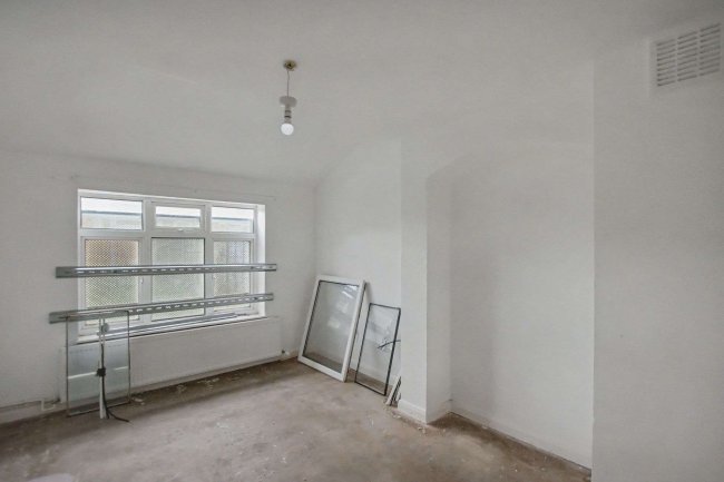 Ground Floor Flat, 139 Upton Lane, London E7 9PJ 1