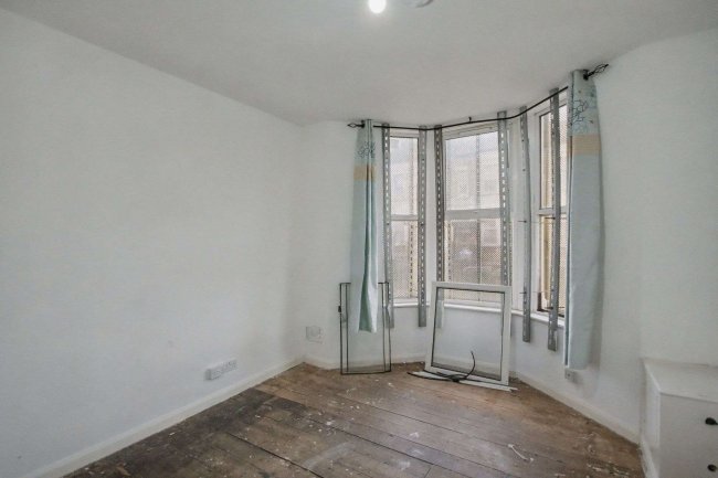 Ground Floor Flat, 139 Upton Lane, London E7 9PJ 1