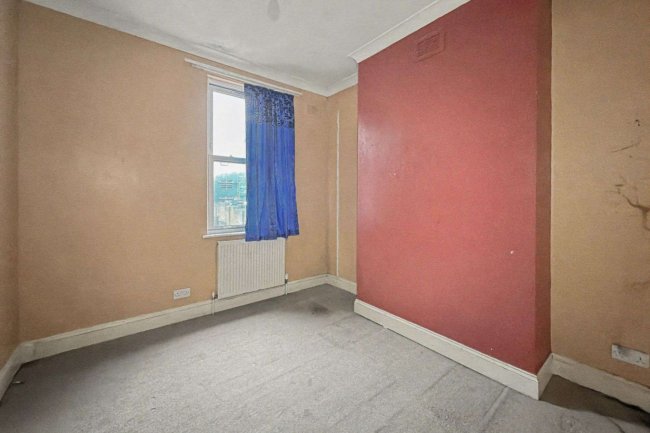 27 Stock Street, Plaistow, London, E13 0BX 5