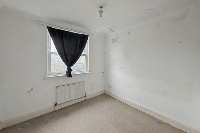 27 Stock Street, Plaistow, London, E13 0BX 5