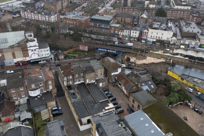 1 Bruce Grove, Tottenham, London, N17 6RA 6