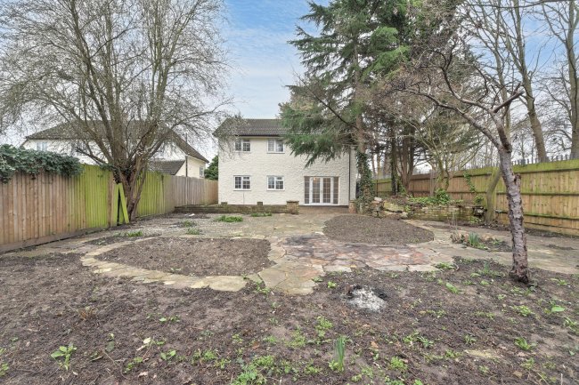 5a Aurelia Gardens, Croydon, CR0 3BD 10