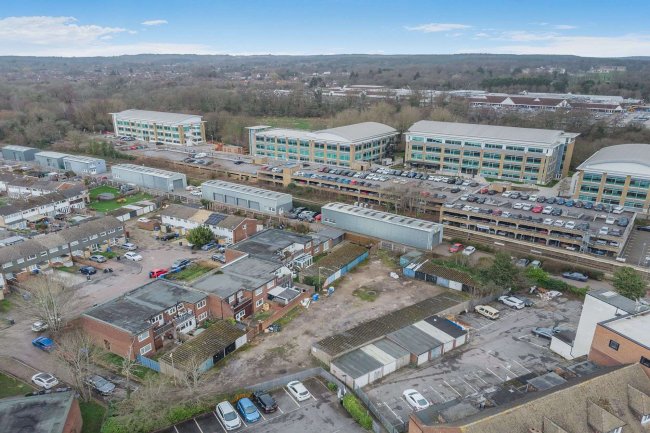 Land lying to the southeast of Ryecroft Gardens, Blackwater, Camberley GU17 0HZ 9