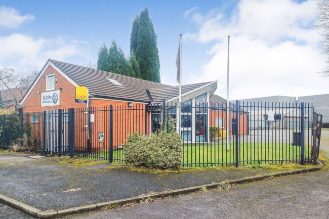 5 Taylor Lane, Denton, Manchester M34 3NG 3