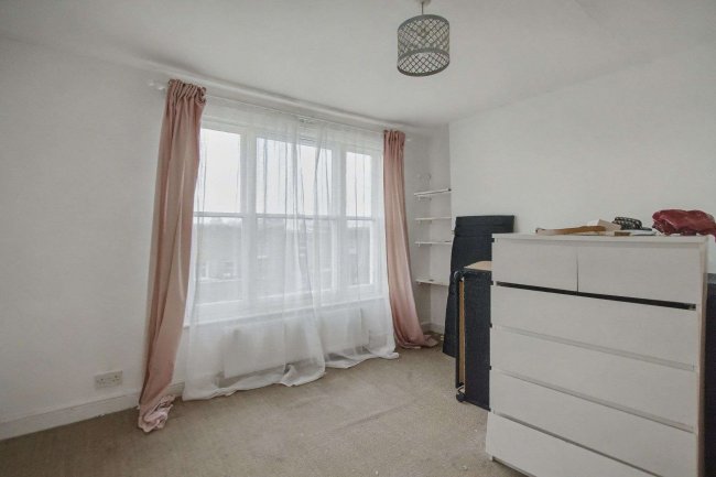 11H Oxford Gardens, London, W10 5UE 2