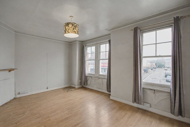 114B Boston Road, Hanwell, London, W7 2EP 4