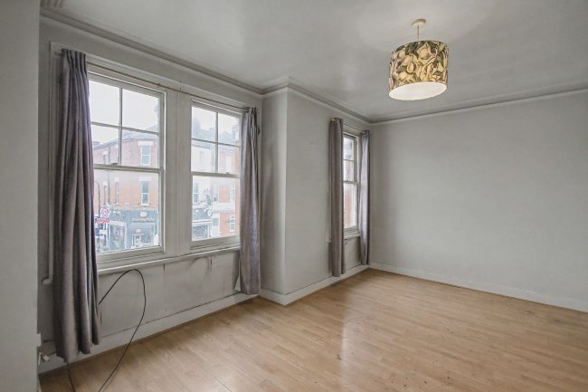 114B Boston Road, Hanwell, London, W7 2EP 4