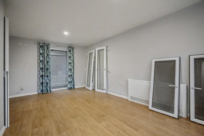 31 Nevill Road, Snodland, Kent, ME6 5HX 7