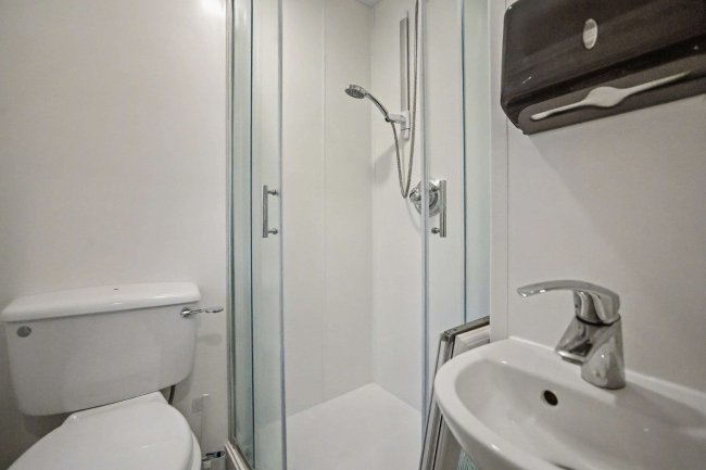 31 Nevill Road, Snodland, Kent, ME6 5HX 7