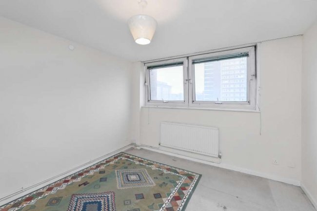 8 The Towers, Southgate, Stevenage, Hertfordshire, England, SG1 1HE 1